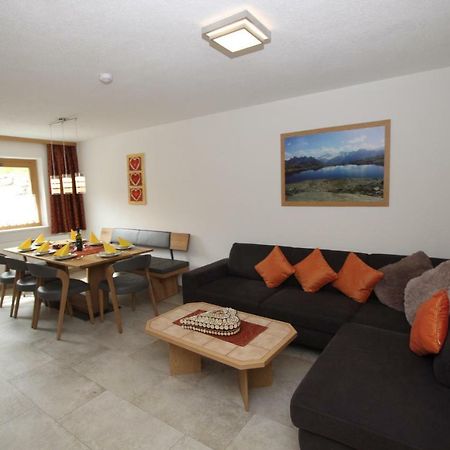 Landhaus Granat Mayrhofen Exteriör bild
