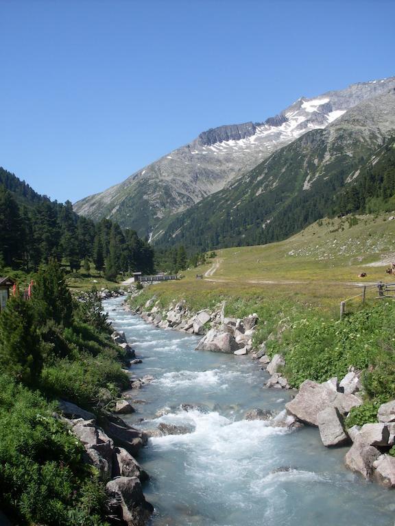 Landhaus Granat Mayrhofen Exteriör bild