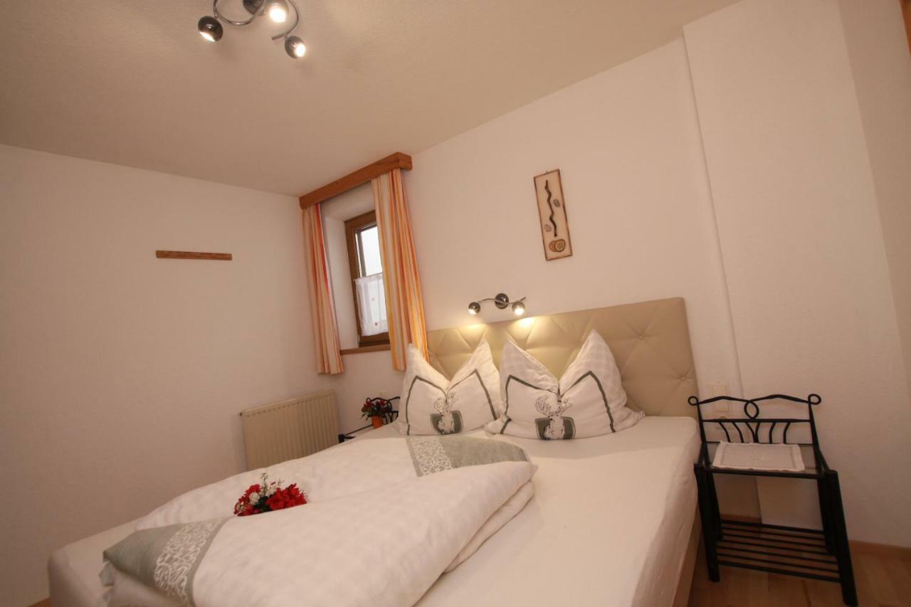 Landhaus Granat Mayrhofen Exteriör bild